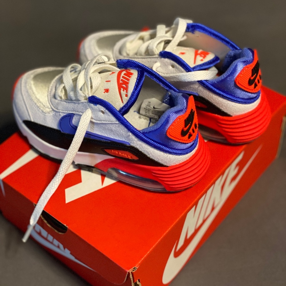 Toddler Air Max … clean… worn about 3 times. In great condition.
